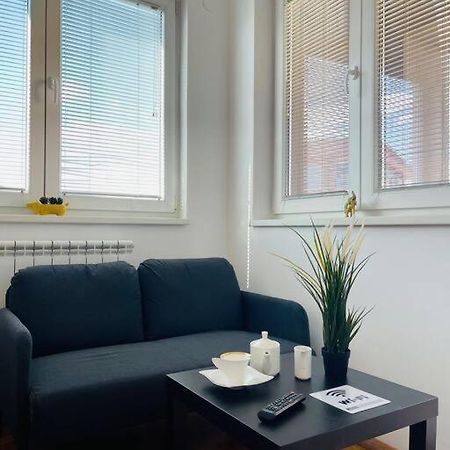 New Modern Rooftop Apartment-Free Private Parking Skopje Zewnętrze zdjęcie